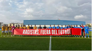 Racisme en Espagne : un nouveau chant scandaleux secoue la quatrième division Racisme en Espagne : un nouveau chant scandaleux secoue la quatrième division