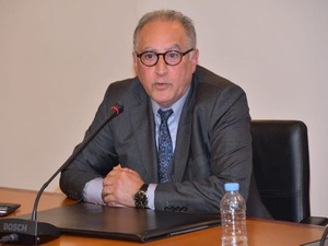 Dr Az-Eddine Bennani Dr Az-Eddine Bennani