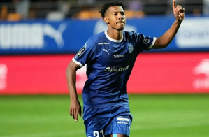 Tawfik Bentayeb nommé pour le trophée UNFP après une saison exceptionnelle en Ligue 2 Tawfik Bentayeb nommé pour le trophée UNFP après une saison exceptionnelle en Ligue 2