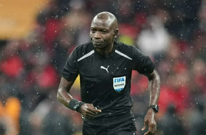 La CAF maintient Jean-Jacques Ndala malgré les réserves de l’AS FAR