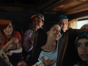 « La Plus Douce » : une plongée cinématographique dans la réalité des ouvrières marocaines en Espagne « La Plus Douce » : une plongée cinématographique dans la réalité des ouvrières marocaines en Espagne