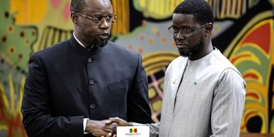Sénégal : Diomaye Faye limoge Sonko, rupture au sommet de l’État