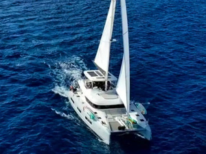 Deux Français portés disparus après le naufrage de leur catamaran au large de Tanger