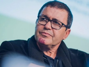 Brahim El Mazned récompensé par le Prix UNESCO-Sharjah de la culture arabe Brahim El Mazned récompensé par le Prix UNESCO-Sharjah de la culture arabe