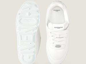 Givenchy mise sur le volume avec la Puffy Yard, sa nouvelle sneaker star de l’été Givenchy mise sur le volume avec la Puffy Yard, sa nouvelle sneaker star de l’été