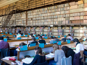 Pénurie de médecins : les universités suisses plaident pour renforcer la formation médicale