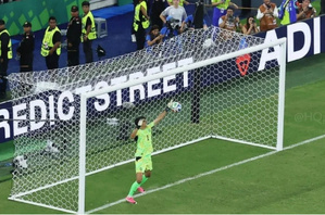 Mondial 2026 : Iker Casillas salue le récital de Yassine Bounou Mondial 2026 : Iker Casillas salue le récital de Yassine Bounou