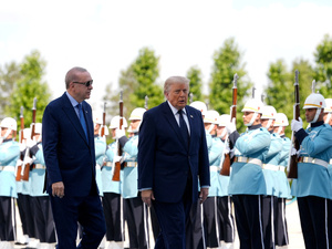 Trump déclare l’accord intérimaire avec l’Iran « terminé » et ravive les tensions avec l’OTAN