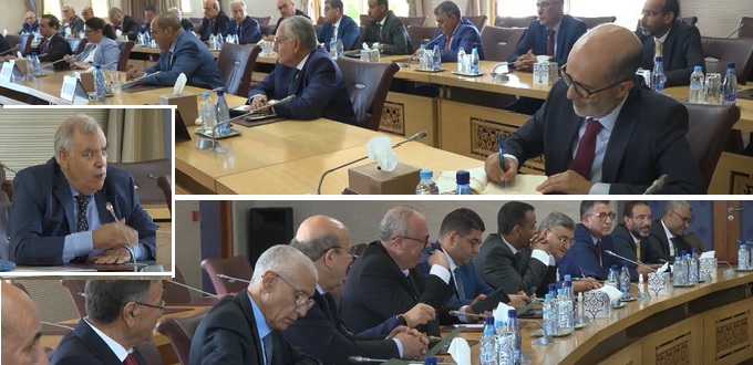 La réunion au ministère de l’Intérieur vue de l’extérieur