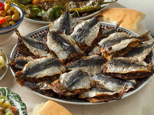 Maroc : Le poisson populaire redevient abordable Maroc : Le poisson populaire redevient abordable