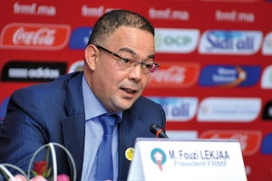 Fouzi Lekjaa appelle à l'élaboration d'une nouvelle approche visant à soutenir et valoriser les joueurs locaux. Fouzi Lekjaa appelle à l'élaboration d'une nouvelle approche visant à soutenir et valoriser les joueurs locaux.