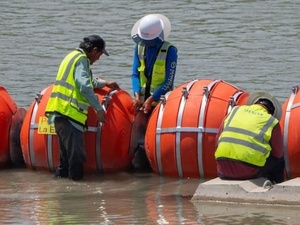 Sebta : l’Espagne déploie une barrière flottante géante