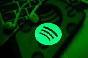 Musique générée par IA : les producteurs réclament des règles plus claires