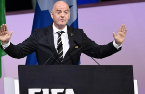 Gianni Infantino maintient sa candidature à la présidence de la Fifa en 2027