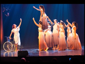 De l'art-thérapie à la scène : quand la danse transcende le handicap au Studio des Arts Vivants De l'art-thérapie à la scène : quand la danse transcende le handicap au Studio des Arts Vivants