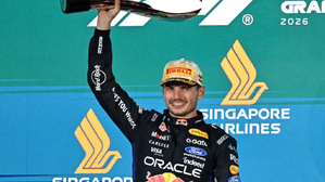 Formule 1 : Max Verstappen triomphe à Singapour et signe une deuxième victoire consécutive