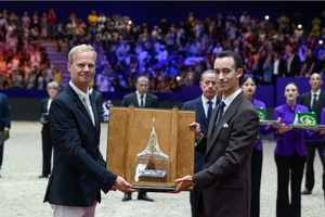 Morocco Royal Tour : le Prince Héritier Moulay El Hassan remet le Grand Prix Roi Mohammed VI à Jérôme Guery Morocco Royal Tour : le Prince Héritier Moulay El Hassan remet le Grand Prix Roi Mohammed VI à Jérôme Guery