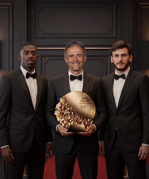 Ballon d’Or 2026 : le PSG sacré meilleur club masculin de l’année Ballon d’Or 2026 : le PSG sacré meilleur club masculin de l’année