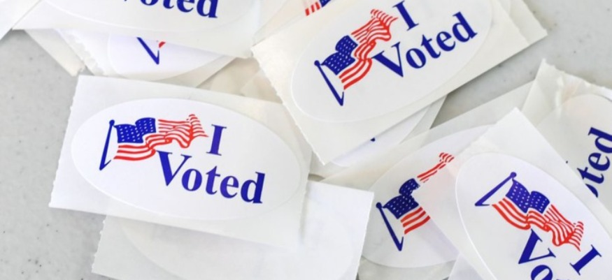 Élections américaines : Facebook se mobilise contre la désinformation