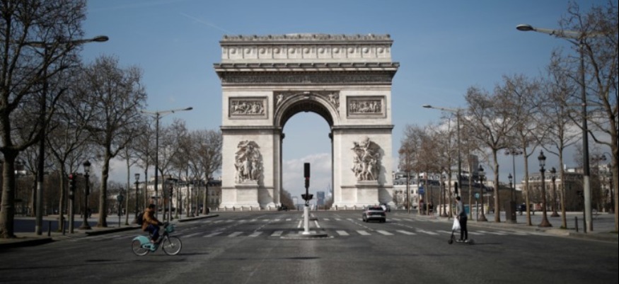 La France confinée jusqu'au 1er décembre