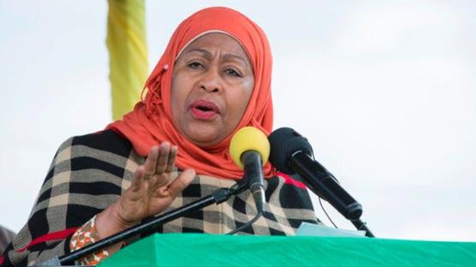 Samia Suluhu Hassan, première présidente à la tête de la Tanzanie