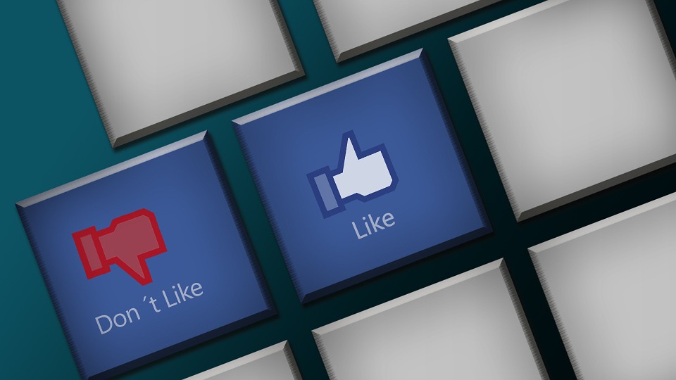 Instagram et Facebook : c'est fini la "dictature" des likes !