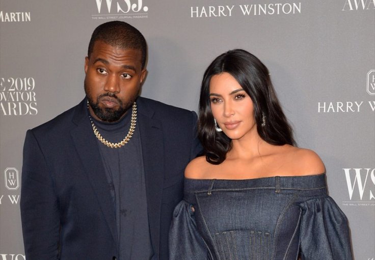 Kanye West décrit le foyer de Kim Kardashian comme une prison !