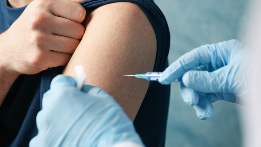 Une seule dose de vaccin anti-Covid-19 ne suffit pas 