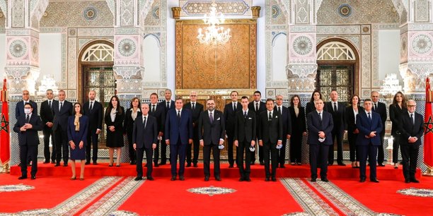 Après la passation des pouvoirs, les nouveaux ministres entrent en fonction