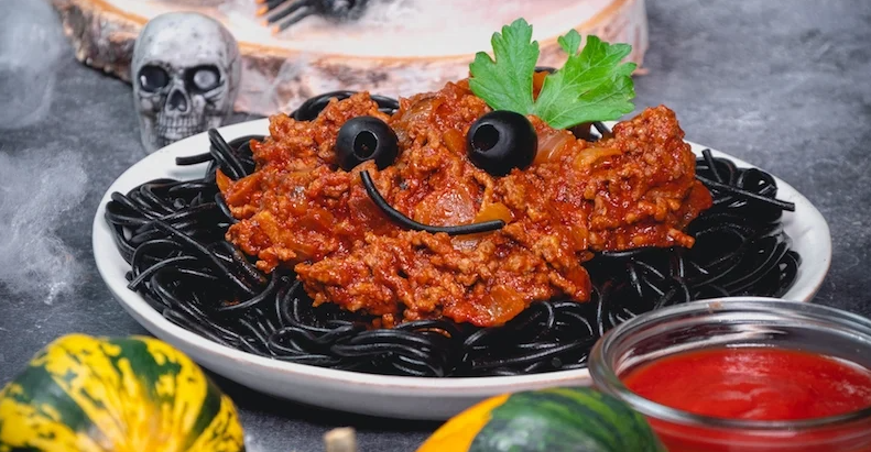 Spaghettis bolognaise pour le Halloween