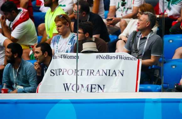 En Iran, les femmes bientôt dans les stades ?