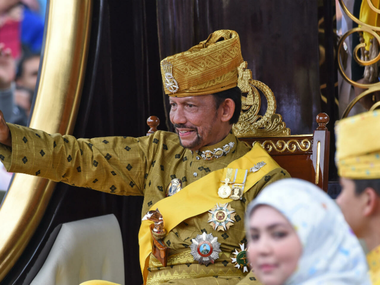 Sultan de Brunei : il possède un palais de 1.788 pièces et 7.000 voitures de luxe