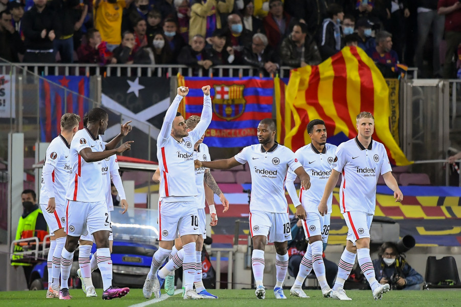Ligue Europa : Eintracht Francfort élimine le FC Barcelone