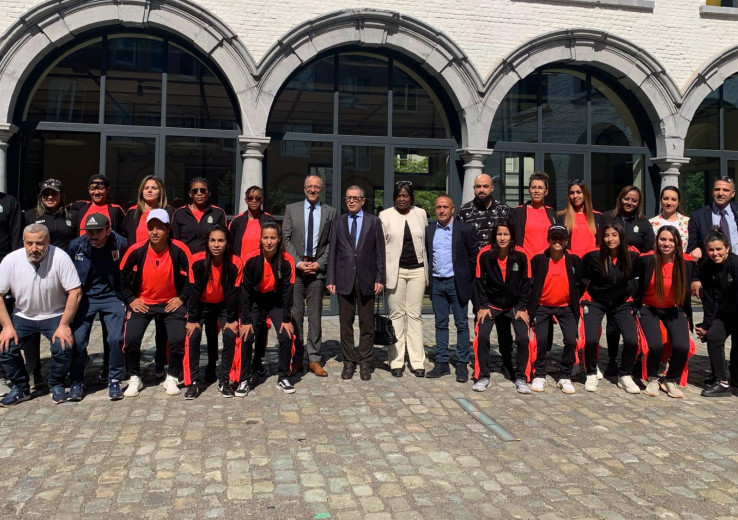 L’équipe de football féminin de Laâyoune reçue au Parlement bruxellois