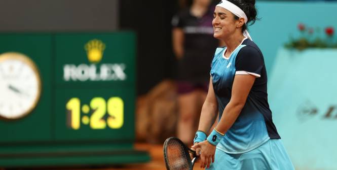 Tennis : Jabeur se qualifie pour la finale à Madrid