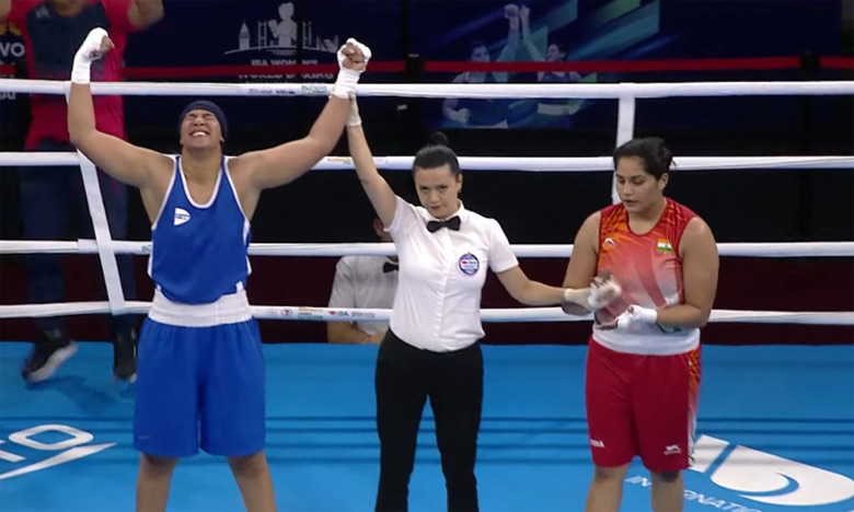 Mondial féminin de Boxe : Khadija Mardi s’assure une deuxième médaille historique et se qualifie en demi-finale