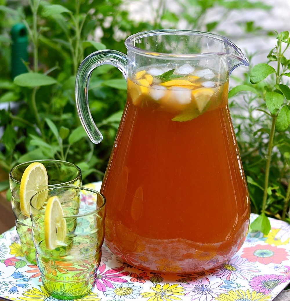 4 recettes de thés glacés maison pour se rafraîchir