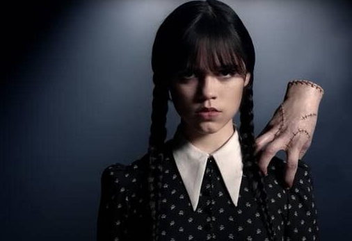 Netflix dévoile les premières images de sa série La Famille Addams réalisée par Tim Burton