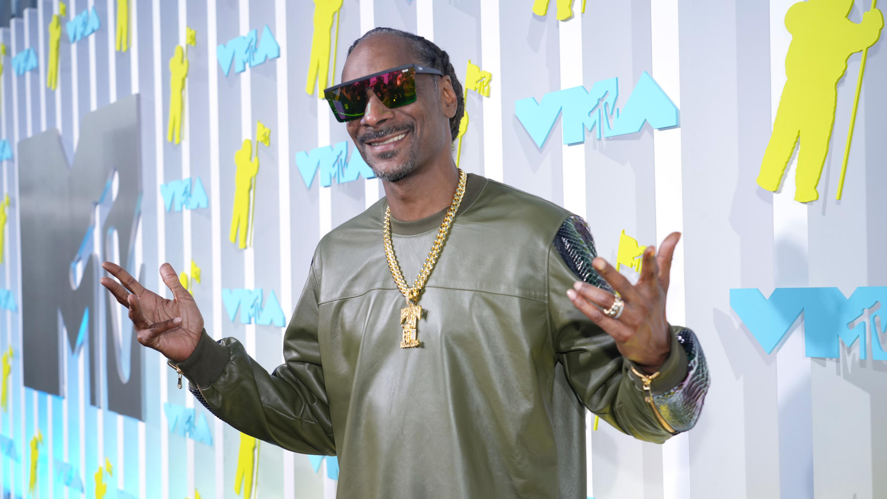 Un film sur Snoop Dogg est en préparation par le scénariste de "Black Panther"