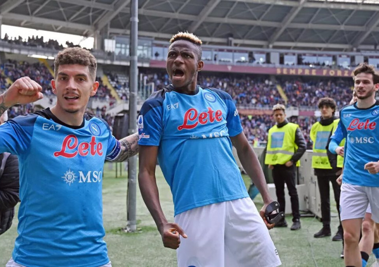 Serie A : Naples, infatigable, se promène contre le Torino