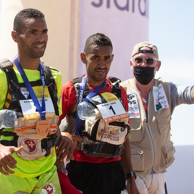 37e Marathon des sables :Les frères  El Morabity mènent le bal 