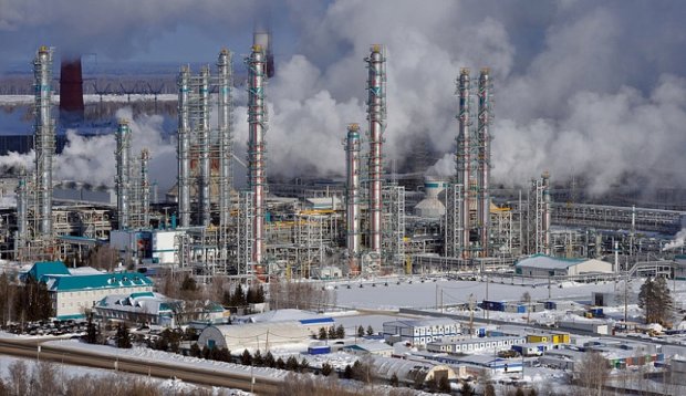 L’usine chimique de Togliatti, en Russie, d’où part la conduite sabotée.