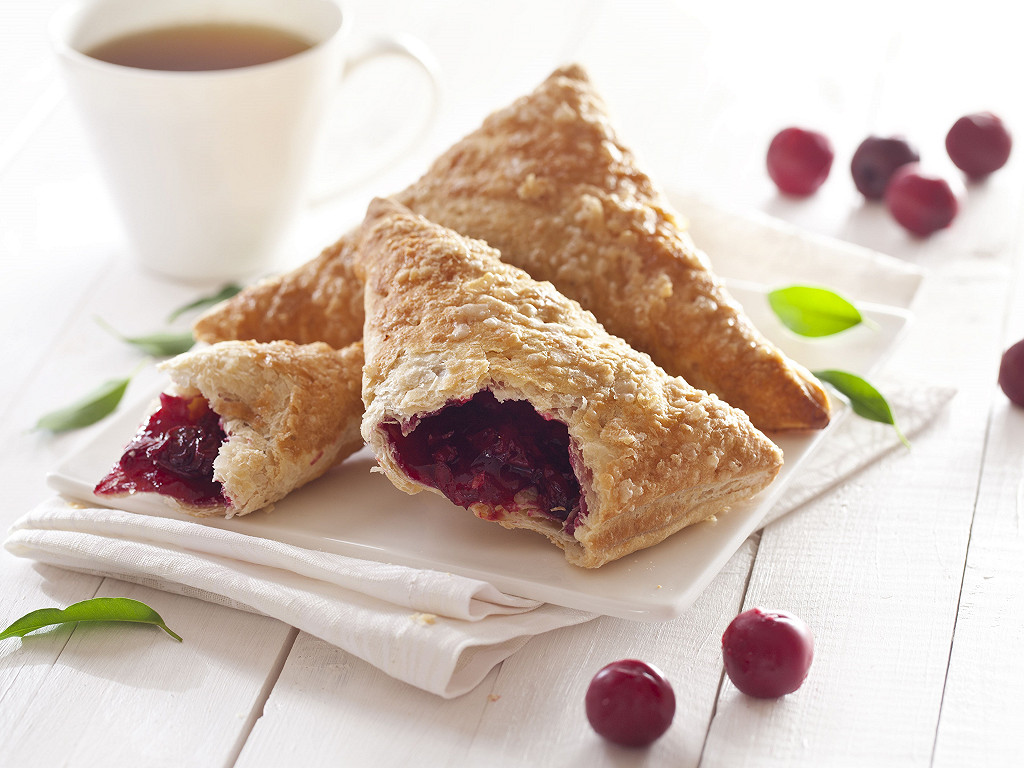 Chaussons aux cerises