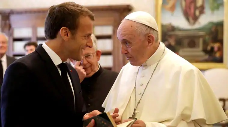 Quand le pape François fait la leçon à Emmanuel Macron 
