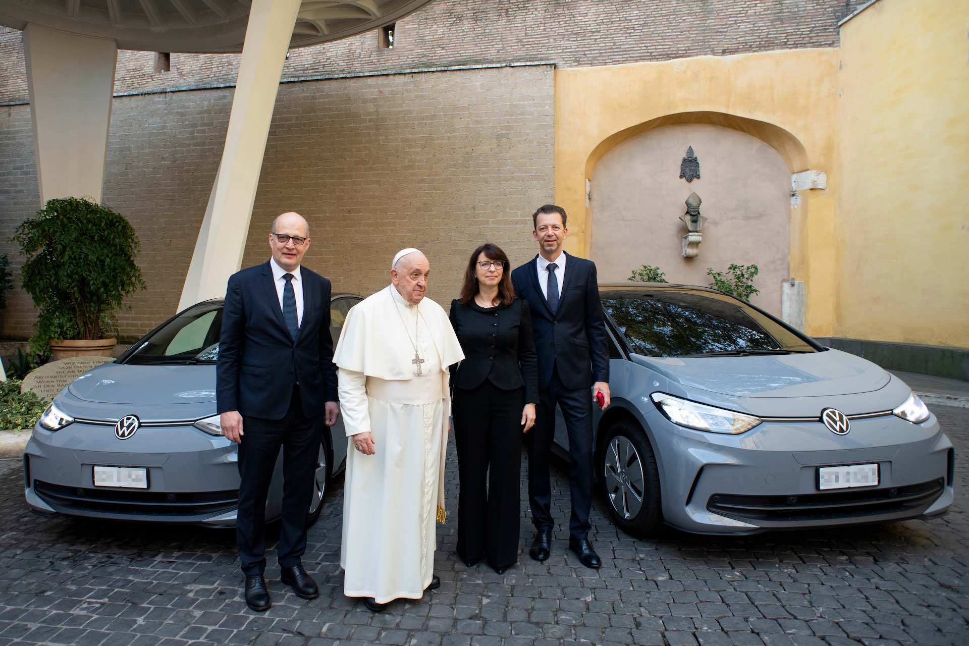 Le Vatican fait peau électrique grâce à Volkswagen