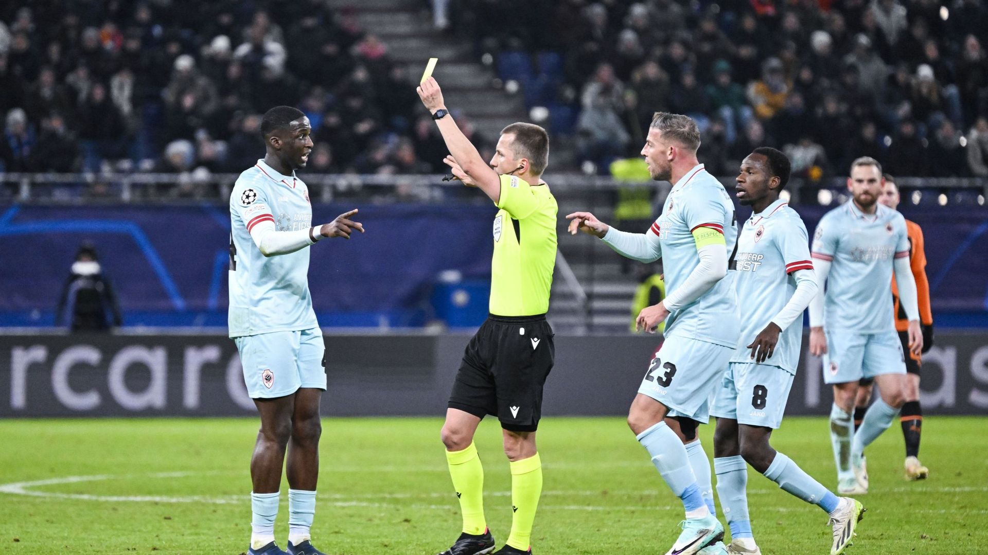 Les exclusions temporaires vont être mises à l'essai chez les pros