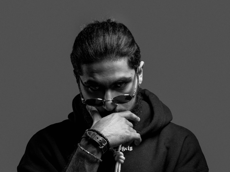 ”HASH N'BLEM“ : le nouveau featuring d'ElGrandeToto et Unknown T