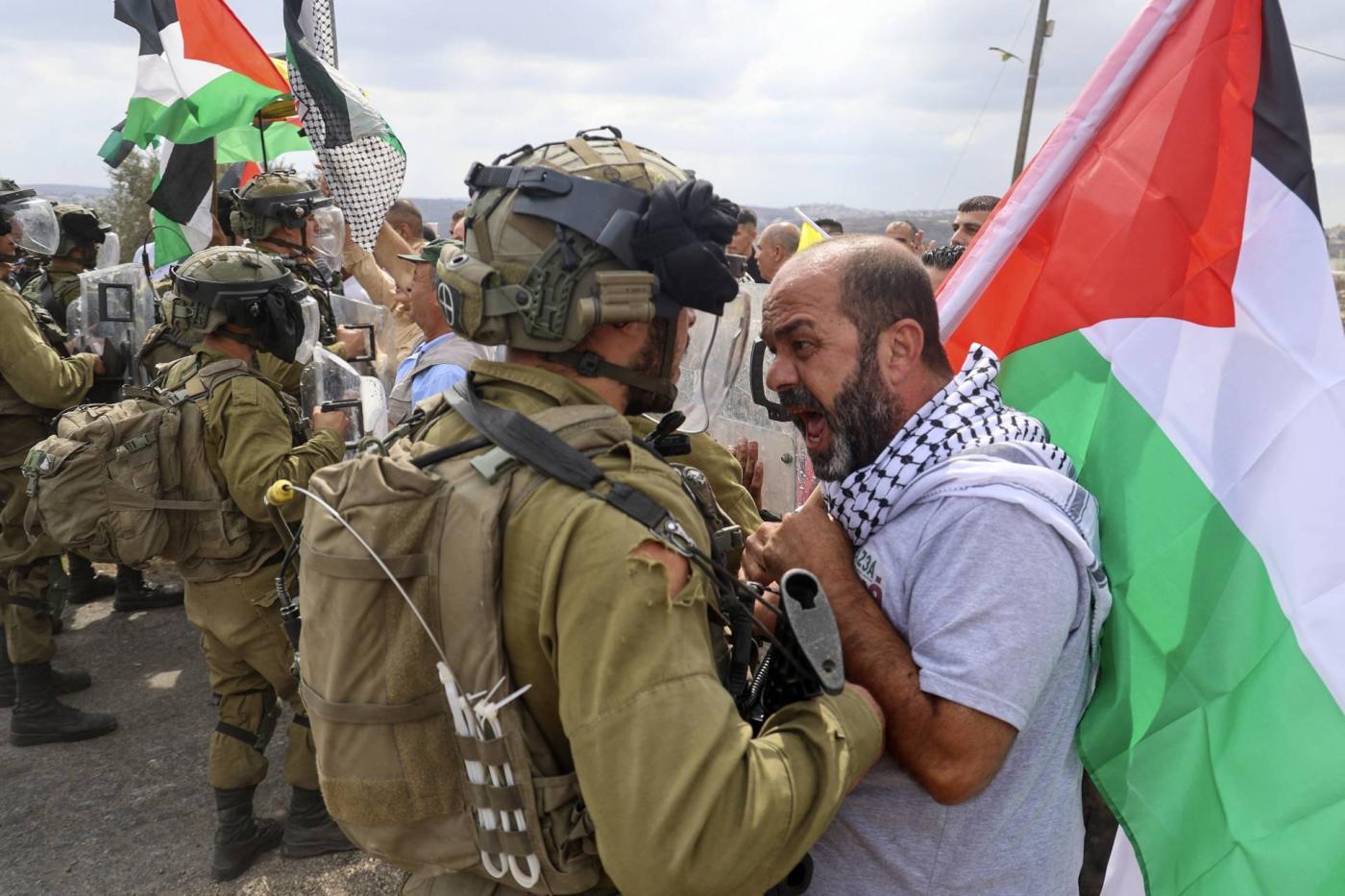 L'occupation de la Palestine par Israël est l'occupation militaire la plus longue et l'une des plus meurtrières au monde. Depuis des décennies, elle se caractérise par des violations généralisées et systématiques des droits humains à l'encontre des Palestiniens.