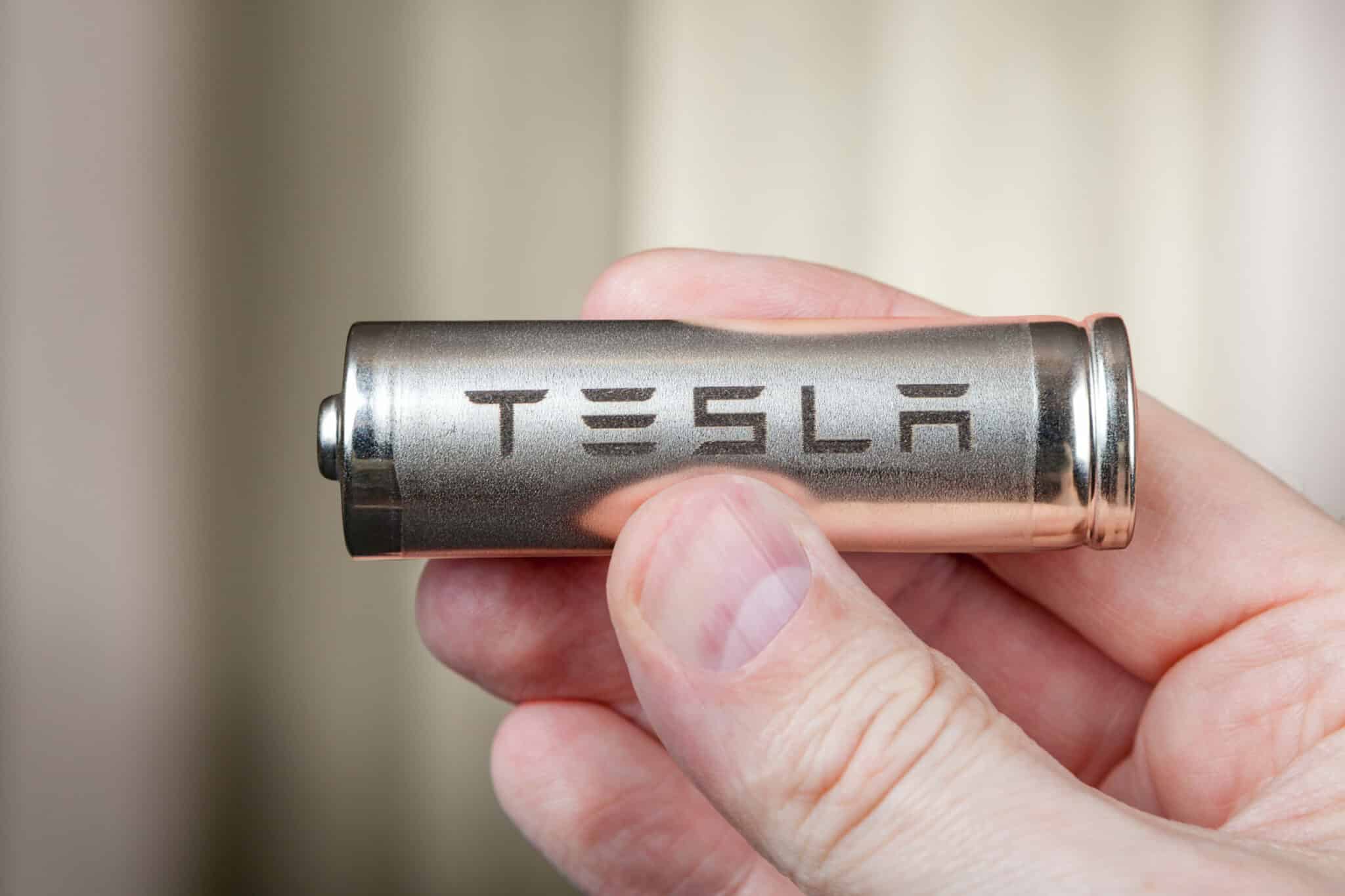 Tesla : espionnage industriel ! Deux hommes tentent de revendre des secrets de fabrication !