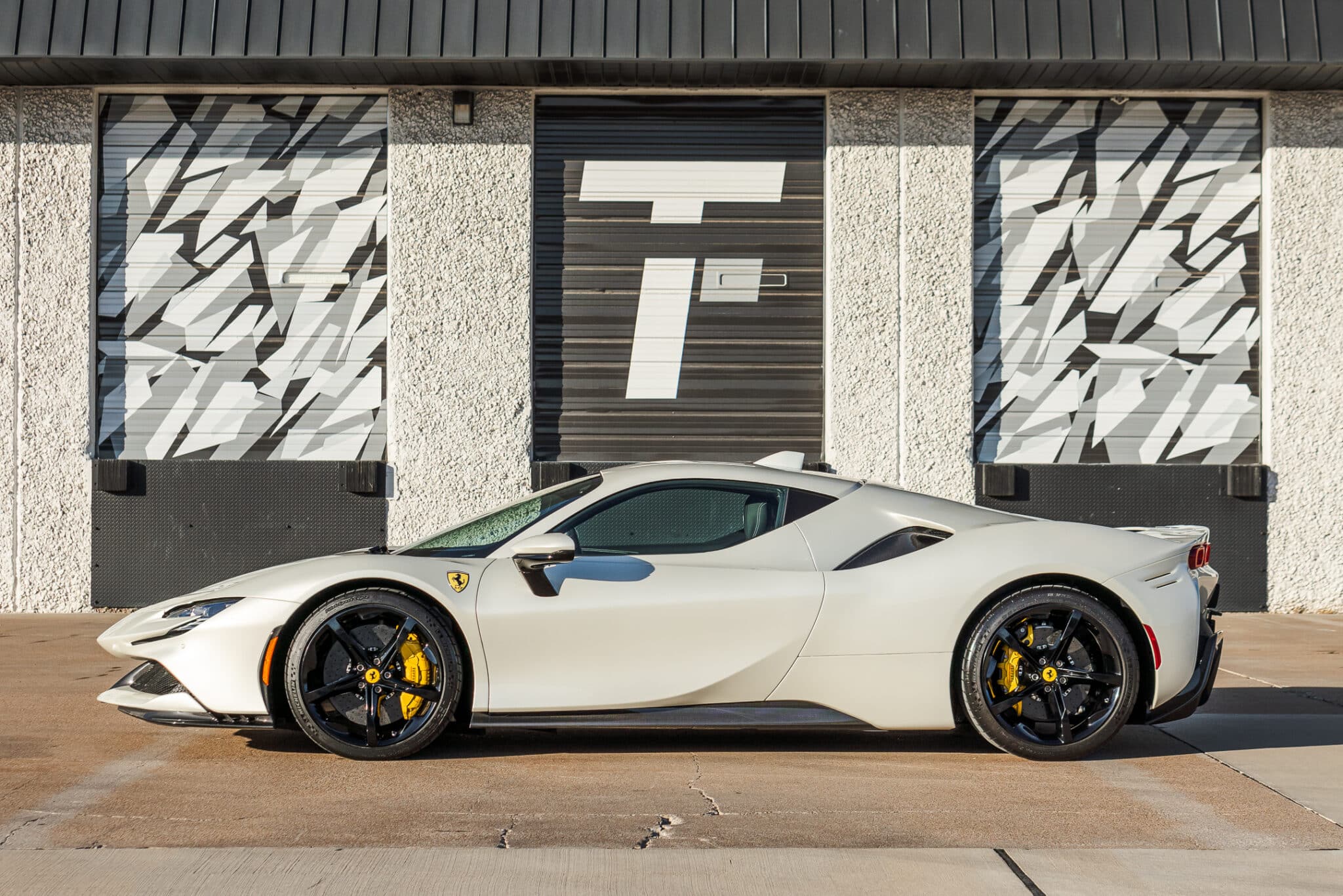 Ferrari électrique ou thermique : Le client est Roi !